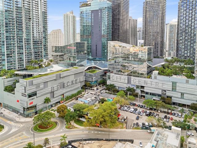 41 SE 5th St 2104, Miami, FL 33131