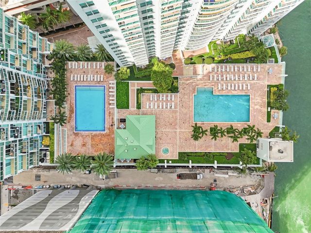 41 SE 5th St 2104, Miami, FL 33131