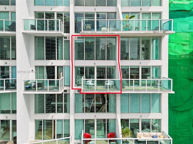 41 SE 5th St 2104, Miami, FL 33131