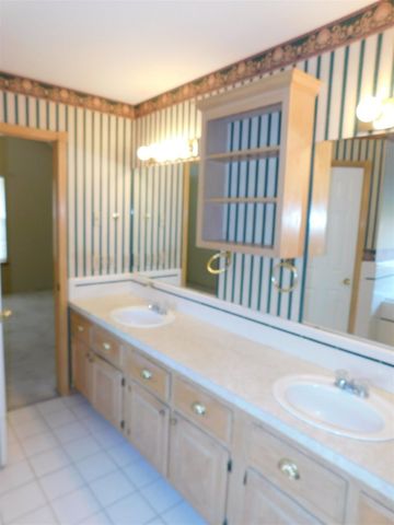 2112 NW Ashley, Lawton, OK 73505