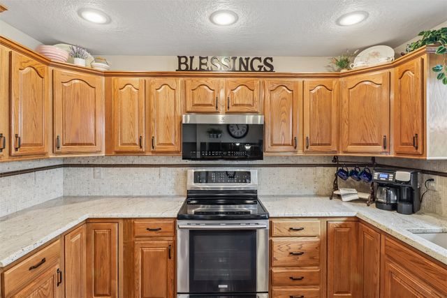 1601 NW North Creek Drive, Ankeny, IA 50023