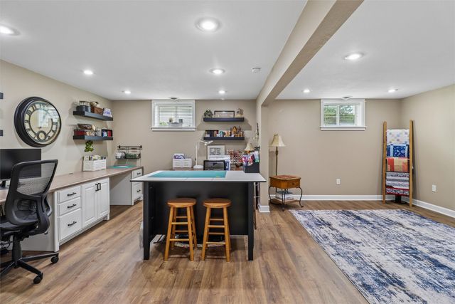 1601 NW North Creek Drive, Ankeny, IA 50023