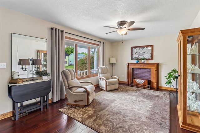 1601 NW North Creek Drive, Ankeny, IA 50023