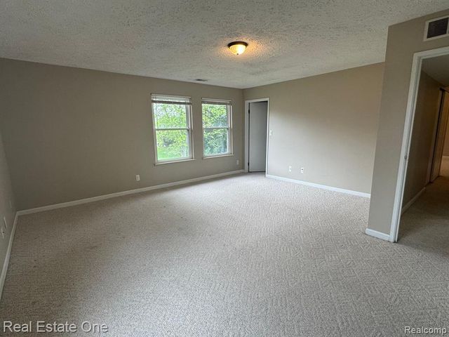 19317 Surrey Lane, Northville, MI 48167