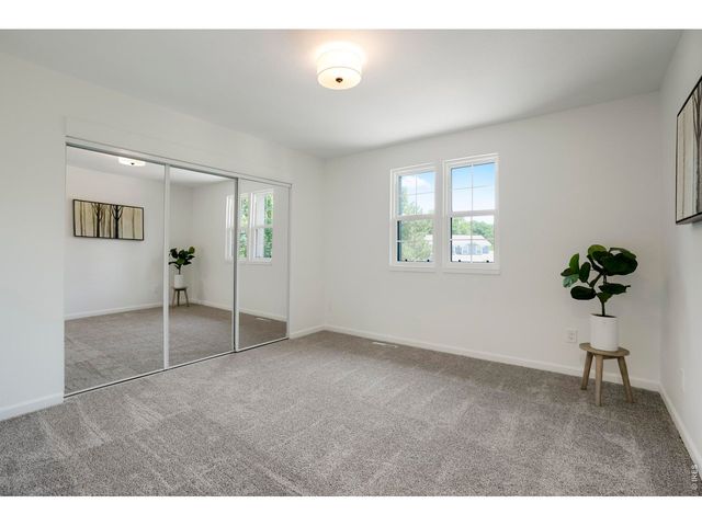 1096 Princeton Dr, Longmont, CO 80503