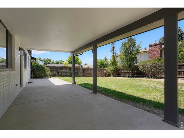 1096 Princeton Dr, Longmont, CO 80503