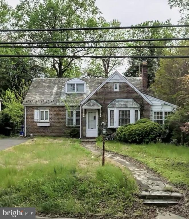 2114 SEMINARY RD, Silver Spring, MD 20910