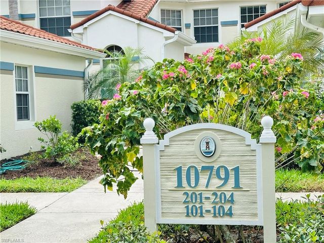 10791 Halfmoon Shoal RD 101, Estero, FL 34135