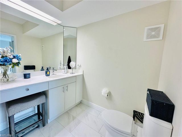 10791 Halfmoon Shoal RD 101, Estero, FL 34135