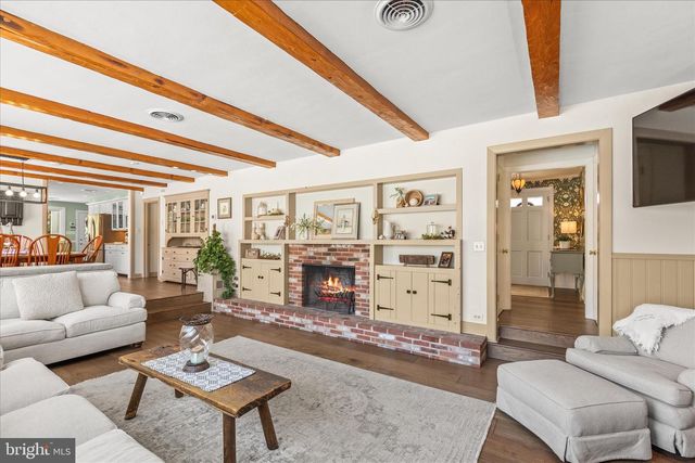 228 CLEARVIEW RD, Hanover, PA 17331