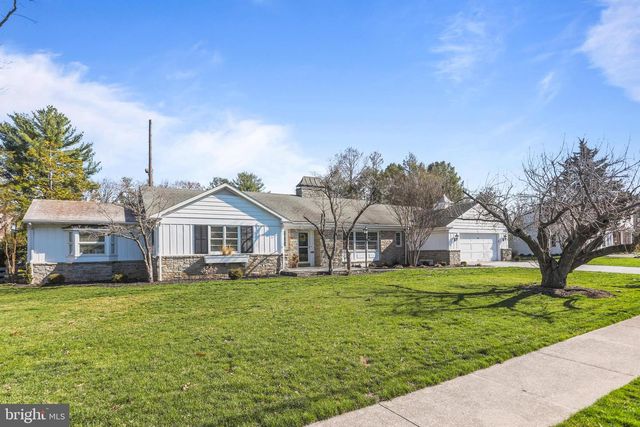 228 CLEARVIEW RD, Hanover, PA 17331