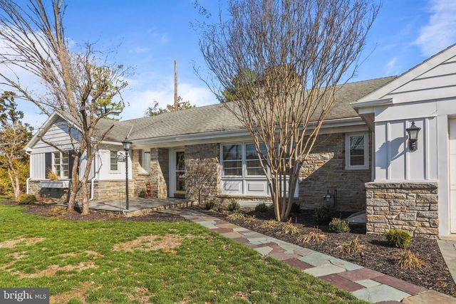 228 CLEARVIEW RD, Hanover, PA 17331