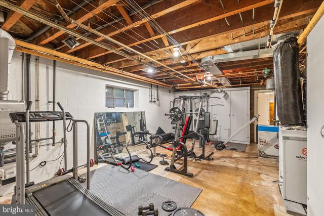 228 CLEARVIEW RD, Hanover, PA 17331