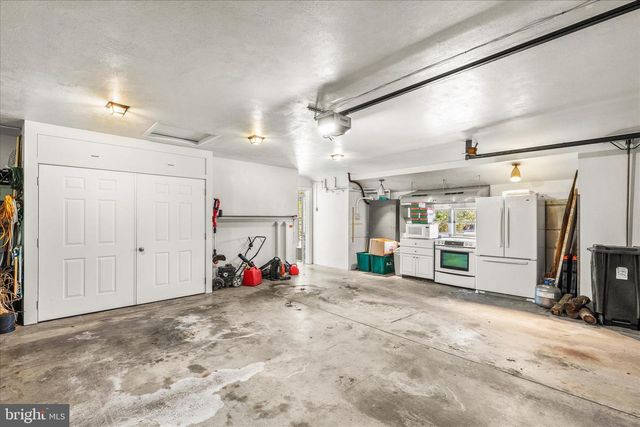 228 CLEARVIEW RD, Hanover, PA 17331