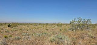 175th St E / Ave W10, Llano, CA 93544