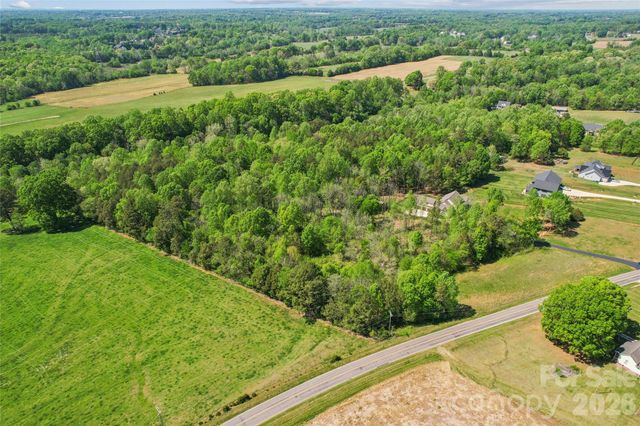 1025 Patterson Farm Road, Mooresville, NC 28115