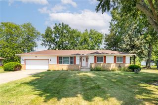 43304 Dellefield Road, Elyria, OH 44035