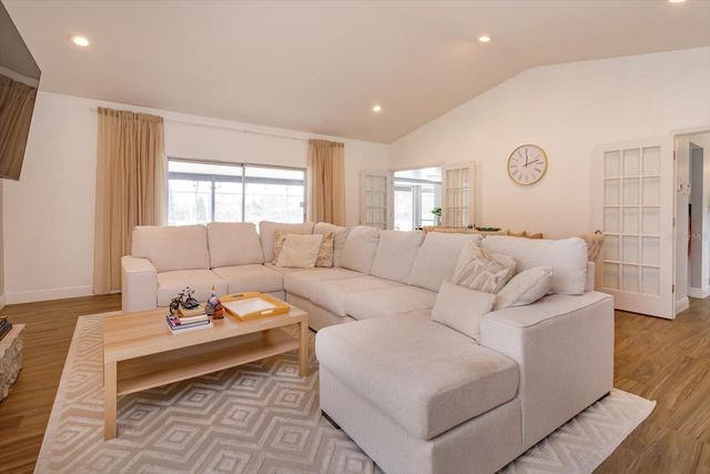 8701 MASTER LINK COURT, Orlando, FL 32836