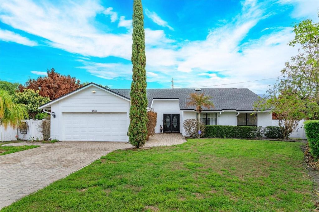 8701 MASTER LINK COURT, Orlando, FL 32836