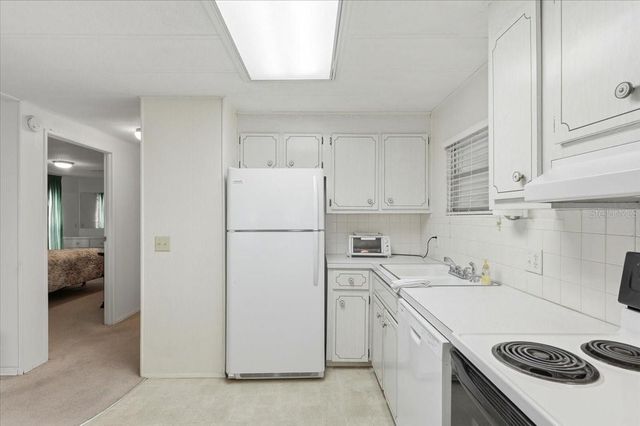 41 WOODLAND CIRCLE, Haines City, FL 33844