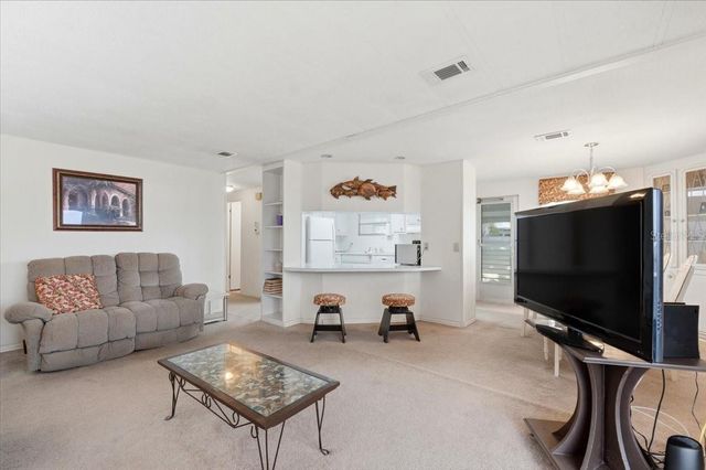 41 WOODLAND CIRCLE, Haines City, FL 33844