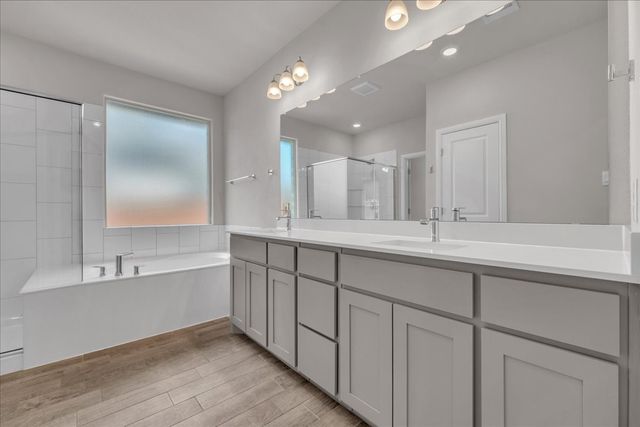 1017 Fairhaven Drive, Midlothian, TX 76065