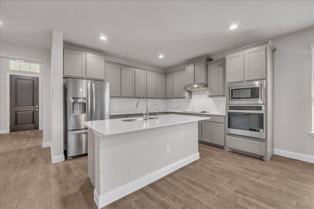 1017 Fairhaven Drive, Midlothian, TX 76065