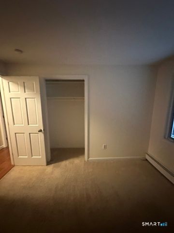 16 Stevens Street, Windsor Locks, CT 06096