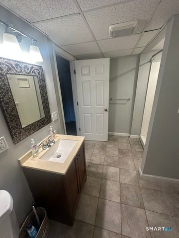 16 Stevens Street, Windsor Locks, CT 06096