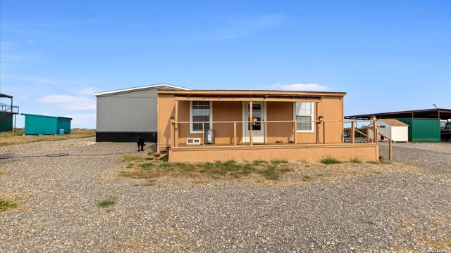 6286 Farm to Market 2146, Jourdanton, TX 78026