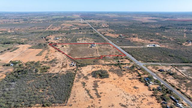 6286 Farm to Market 2146, Jourdanton, TX 78026