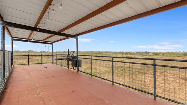 6286 Farm to Market 2146, Jourdanton, TX 78026