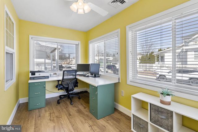 400 CLYMER AVE, Morrisville, PA 19067