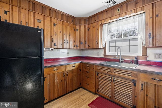 400 CLYMER AVE, Morrisville, PA 19067