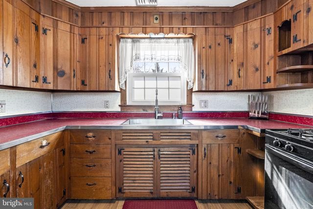 400 CLYMER AVE, Morrisville, PA 19067