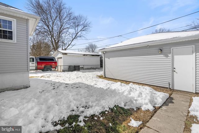 400 CLYMER AVE, Morrisville, PA 19067