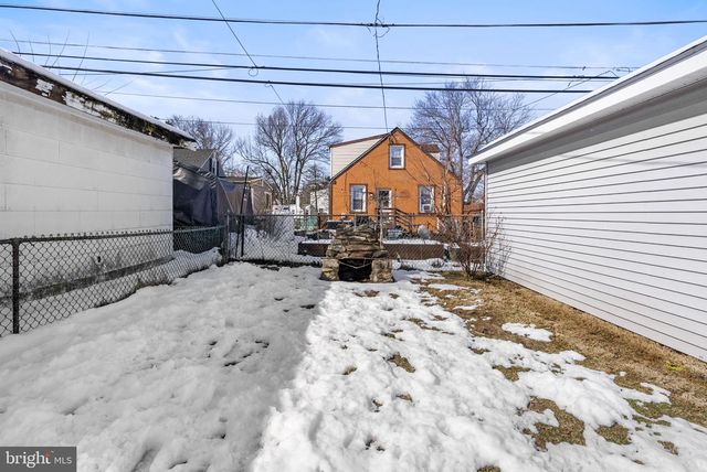 400 CLYMER AVE, Morrisville, PA 19067