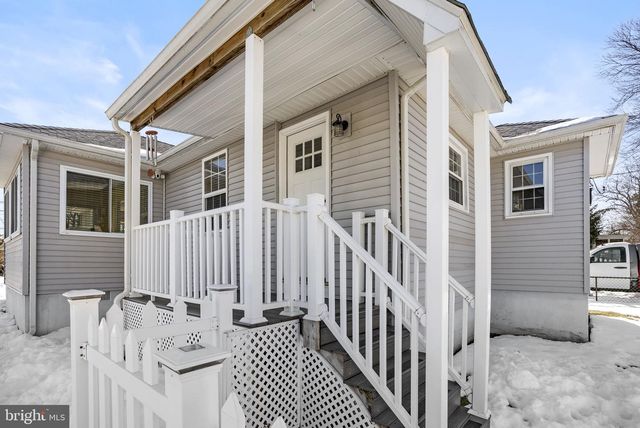 400 CLYMER AVE, Morrisville, PA 19067