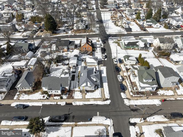 400 CLYMER AVE, Morrisville, PA 19067