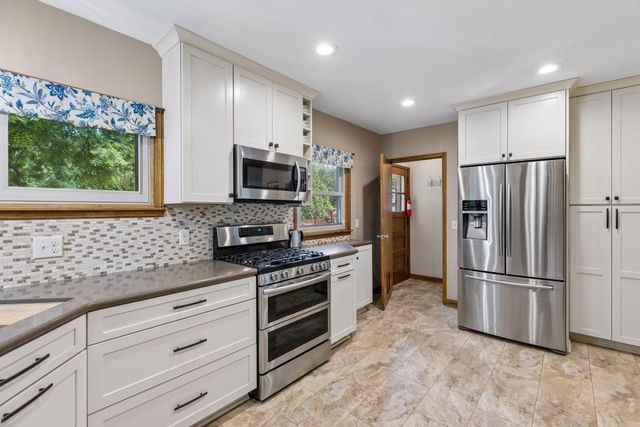 3240 Lilac Drive N, Golden Valley, MN 55422
