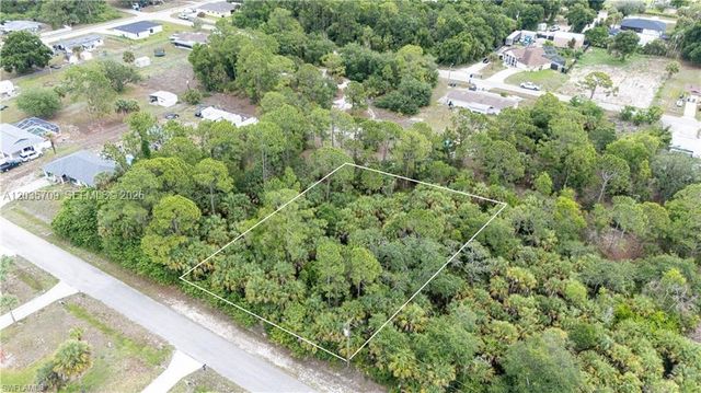 512 michael ave, Lehigh Acres, FL 33936