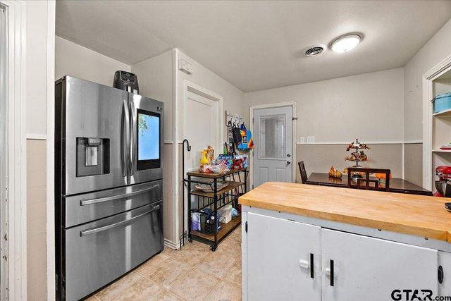 228 Fairview St, Rusk, TX 75785