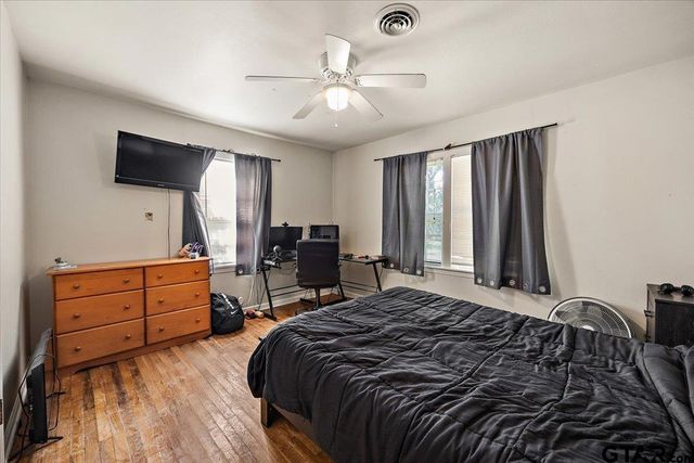 228 Fairview St, Rusk, TX 75785