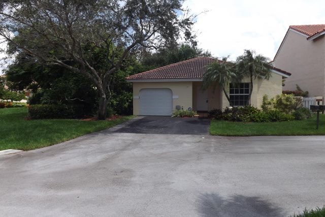 1472 Garden Road, Weston, FL 33326