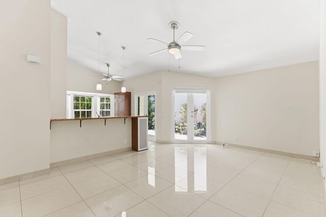 1472 Garden Road, Weston, FL 33326