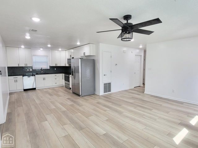 3717 Oak Leaf Circle, Jonesboro, AR 72404
