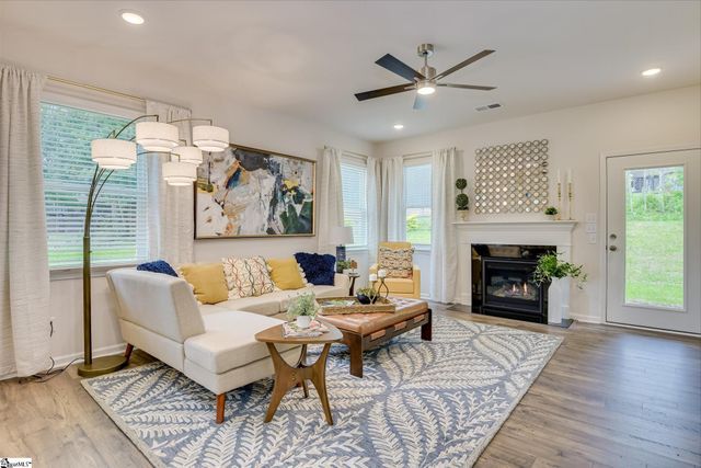 109 Terpack Court, Gray Court, SC 29645