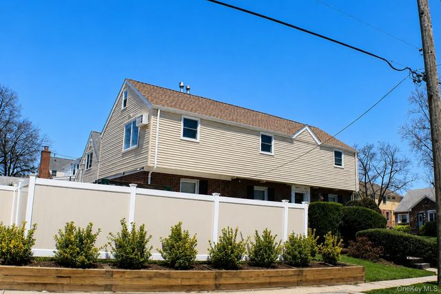 21104 Richland Avenue, Oakland Gardens, NY 11364