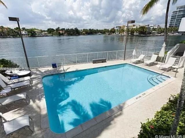 5880 Collins Ave 604, Miami Beach, FL 33140