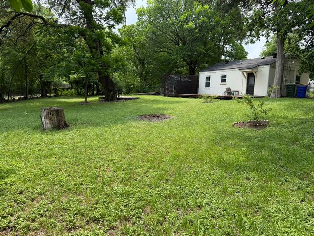 413 Sands Court, White Settlement, TX 76108
